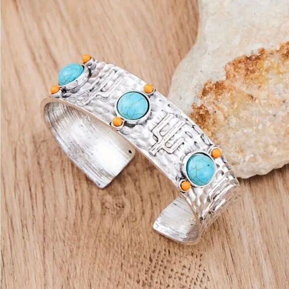 Desert Cactus Silver Bracelet Womens Casual Western Cuff New - Picture 5 of 7